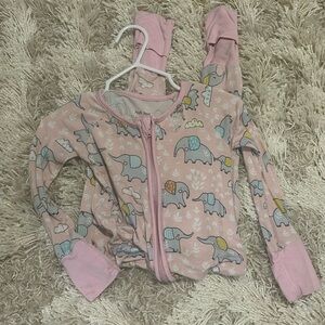 Little sleepies elephants